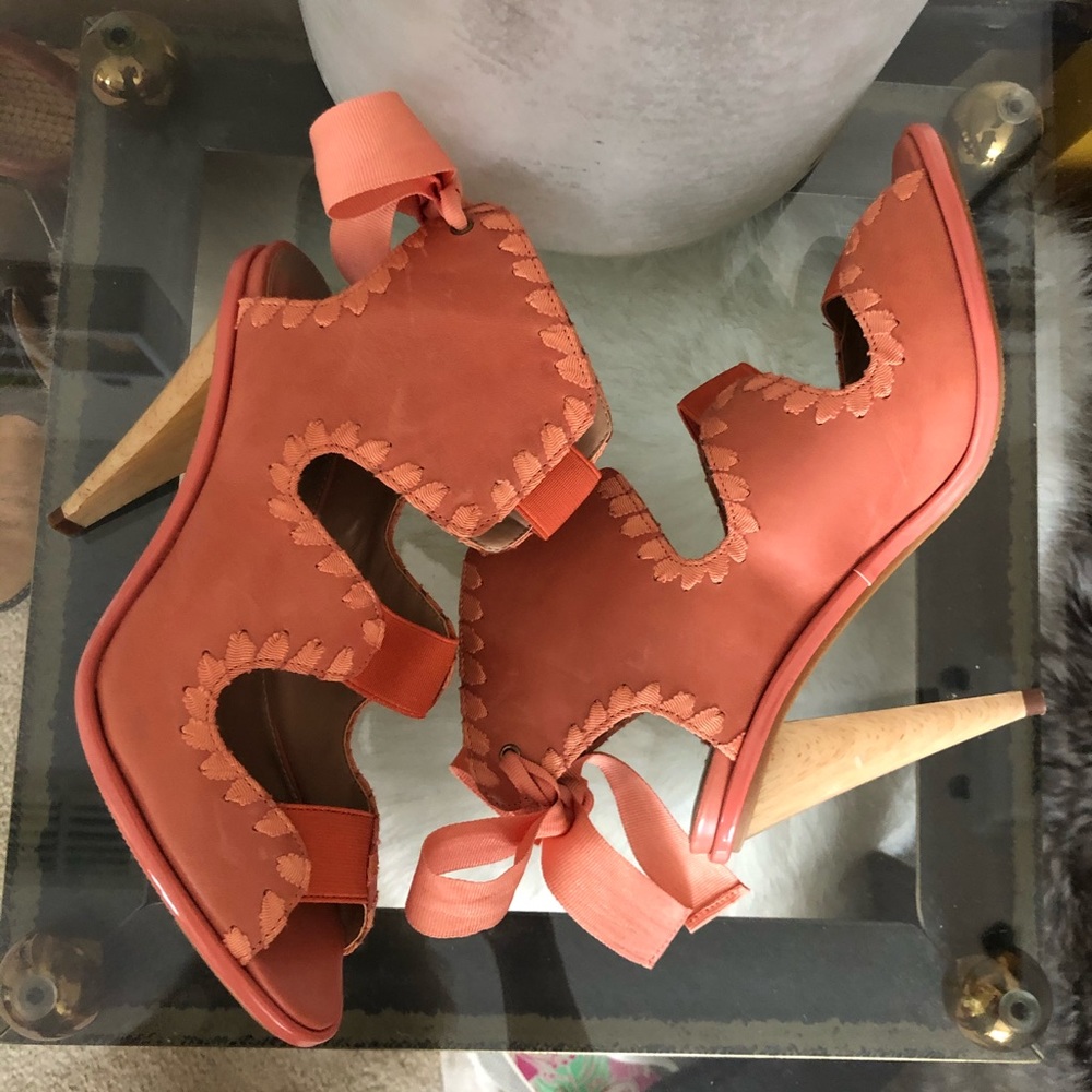 Rachel Roy Strappy Leather Ankle-Bow High Heels - Picture 6 of 8